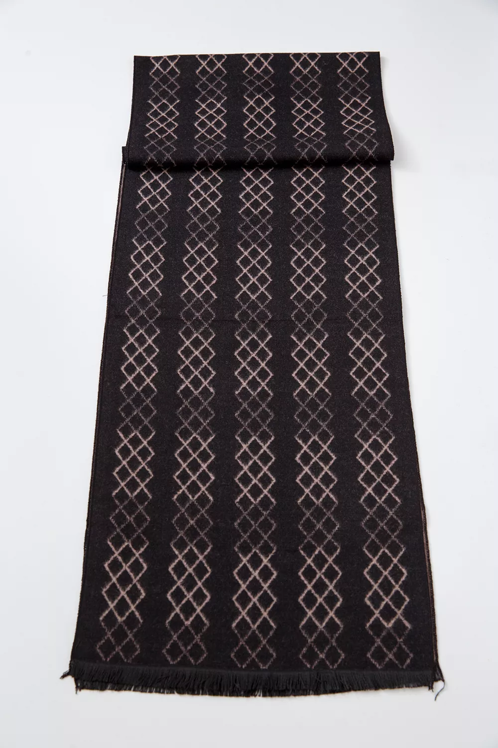 SM05 black